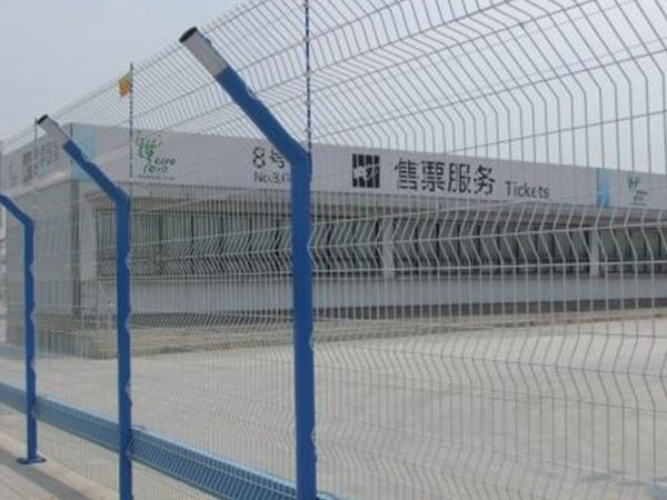 C型柱护栏网