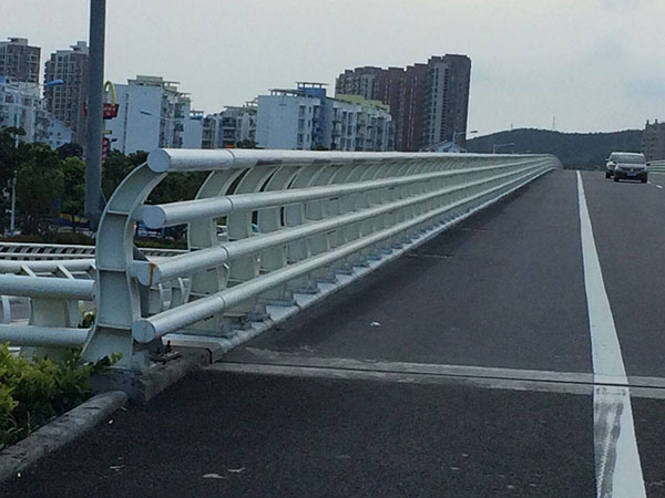 防撞护栏