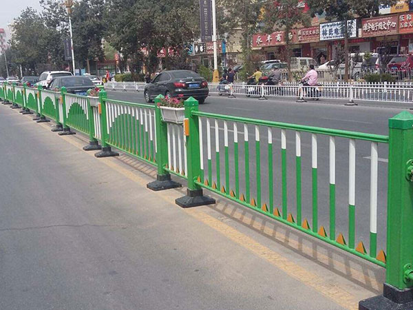 道路护栏