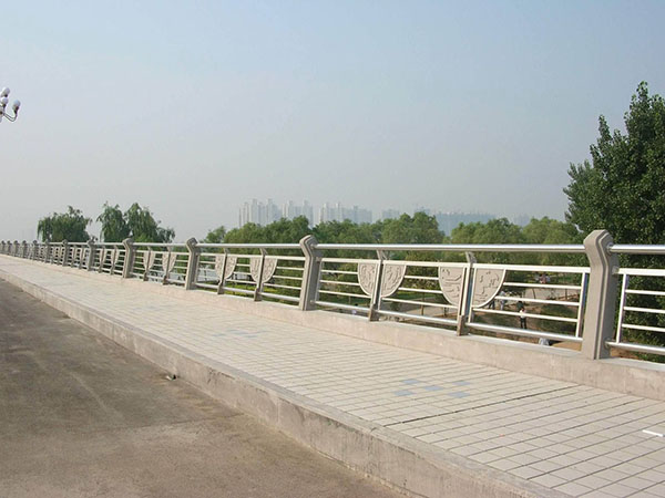 桥梁河道护栏